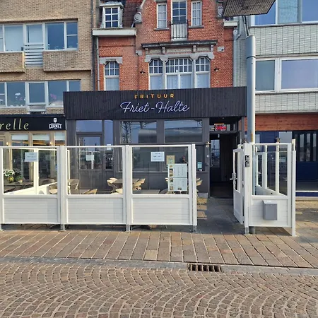 Bed & Breakfast Logies De Kaai Nieuwpoort