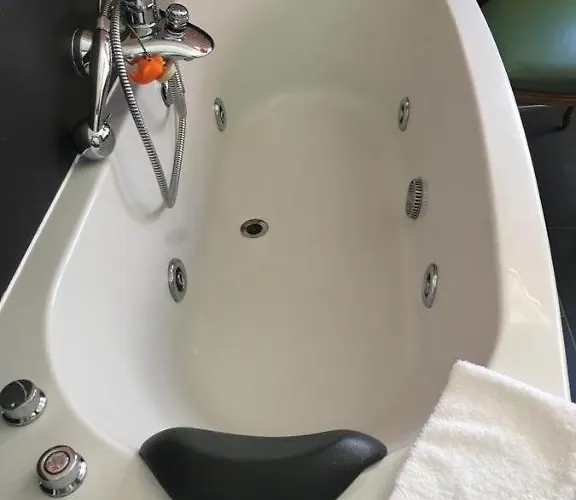 Alojamento de Acomodação e Pequeno-almoço Logies De Kaai 3*